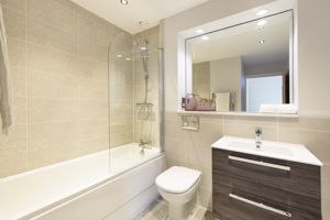 Family Bathroom- click for photo gallery